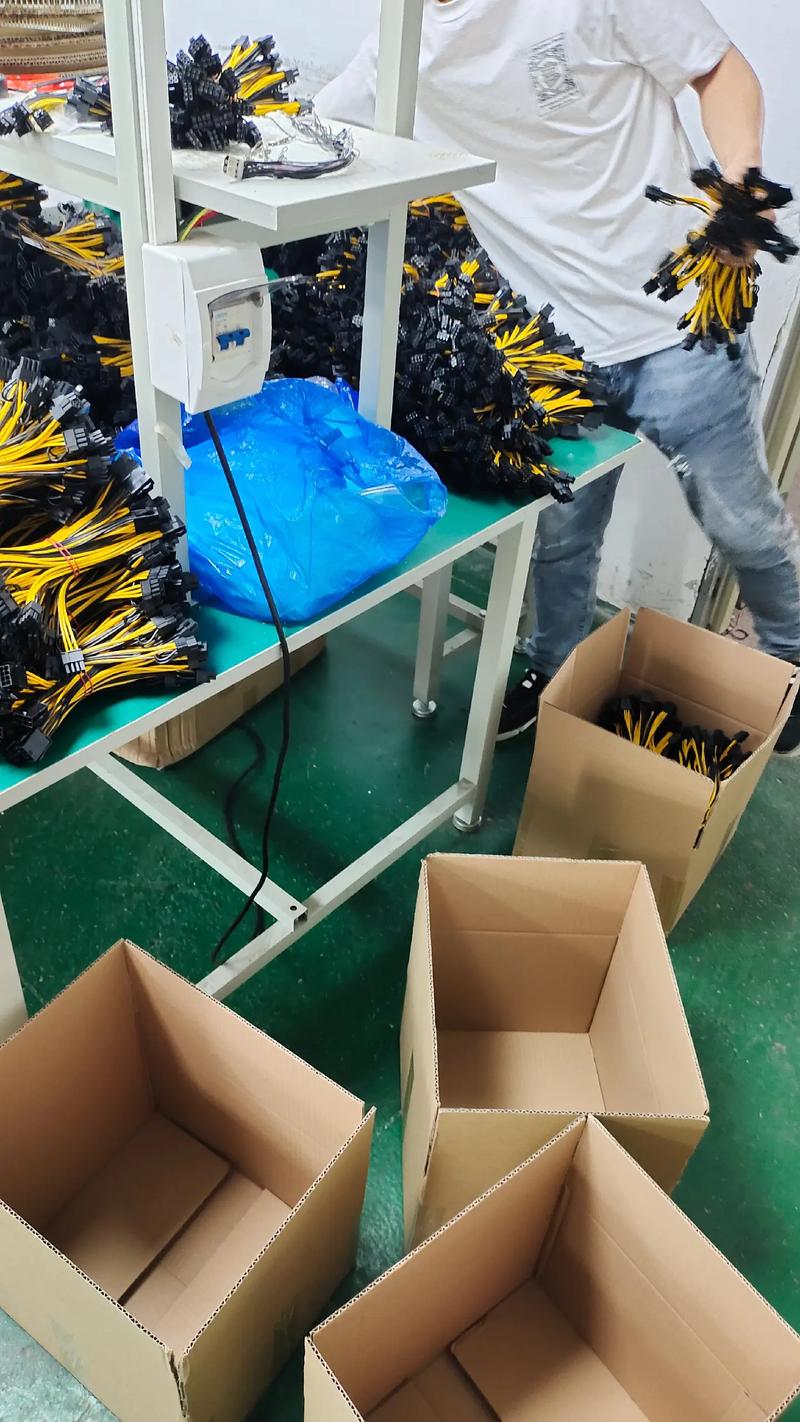 显卡转接延长电源线,工厂直销,欢迎电联18085434597